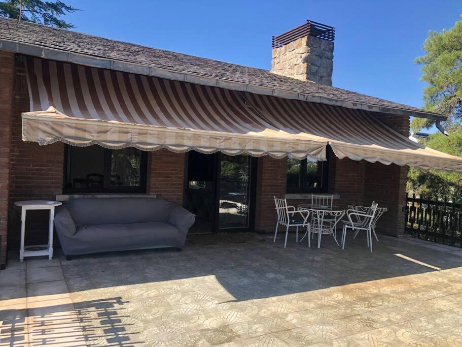 Rana, Con Amplio Jardin, Barbacoa Y Piscina Holiday home